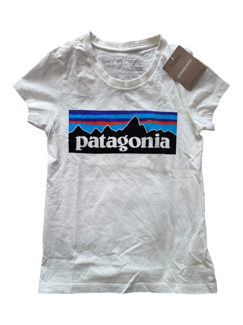 Patagonia Girls P-6 Logo Responsibili-Tee
Regenerative Organic Certified Size S